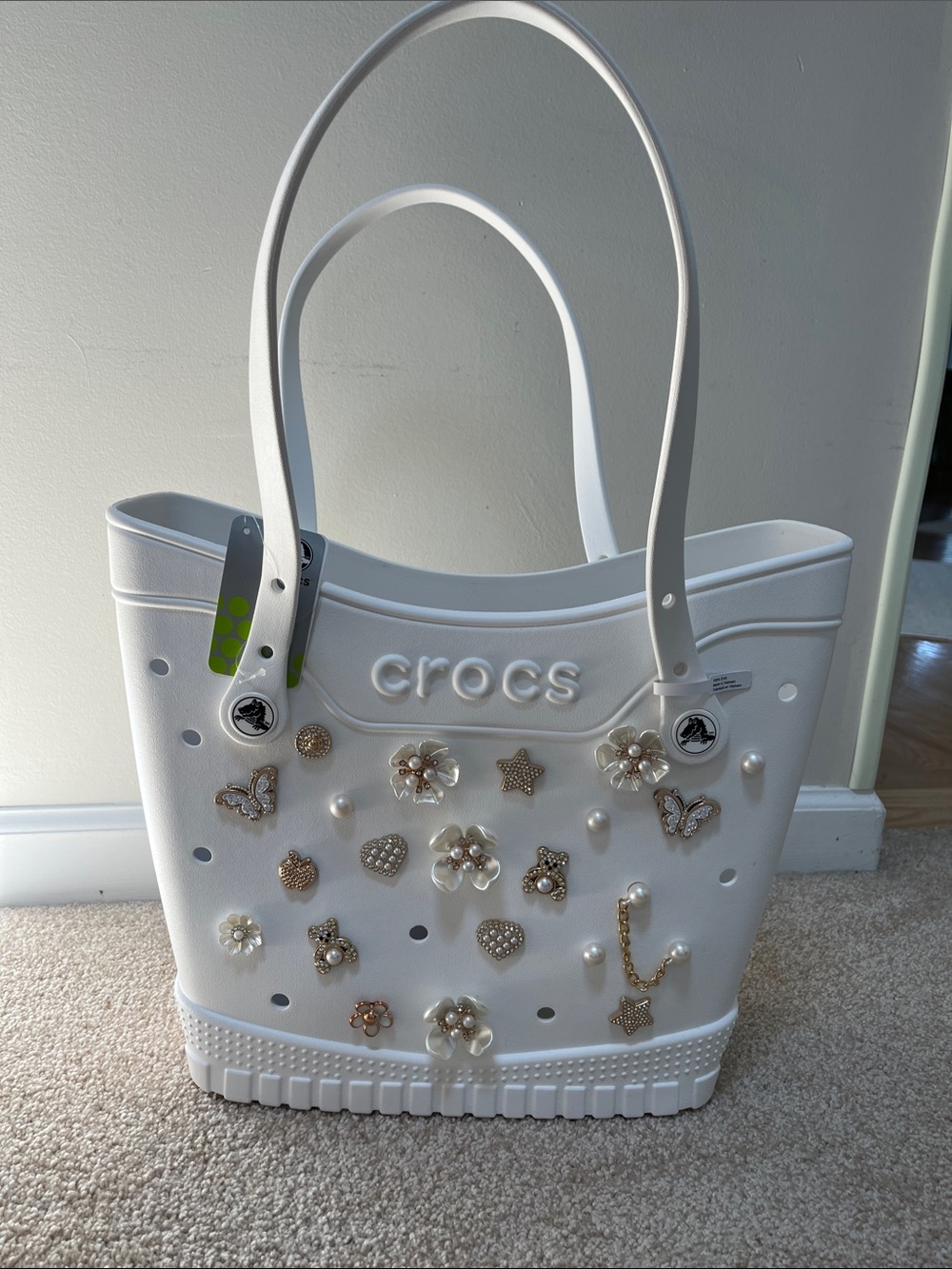Crocs Medium Tote with Beverage Holder and charms